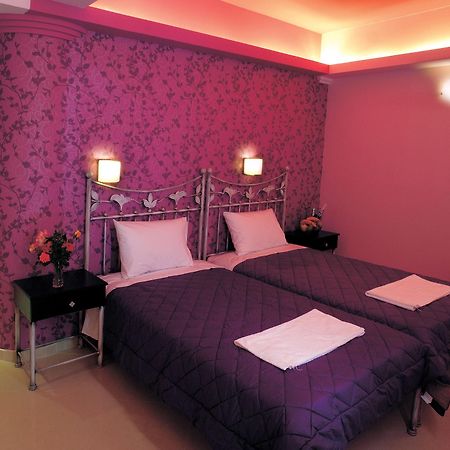 Niriides Beach Hotel Réthimno Szoba fotó